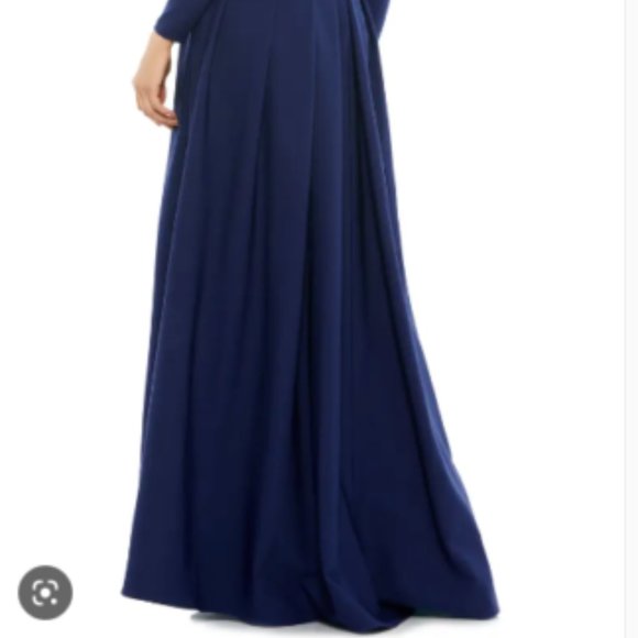 MAC DUGGAL EMPIRE WAIST LONG SLEEVE PLEATED V-NECK GOWN sz 14 - Picture 5 of 5